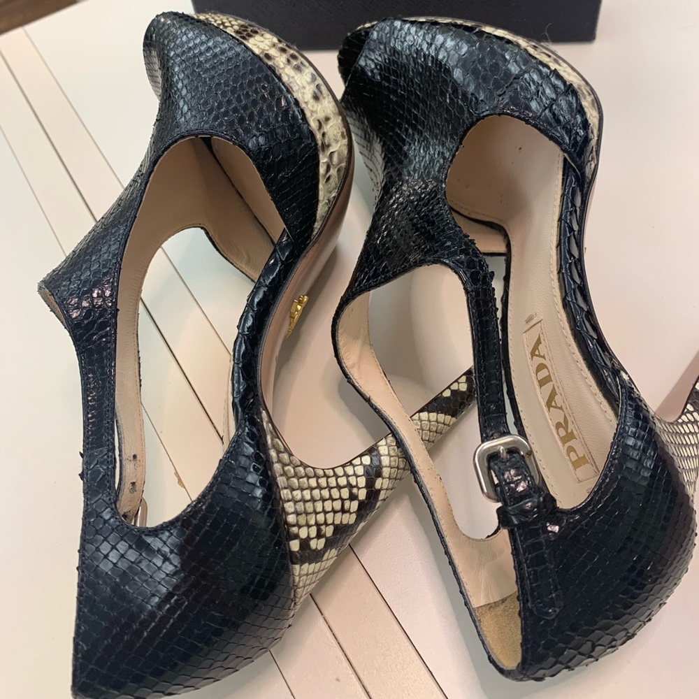 Prada Python Black Nude Platform Heels Size 39 Ln… - image 3